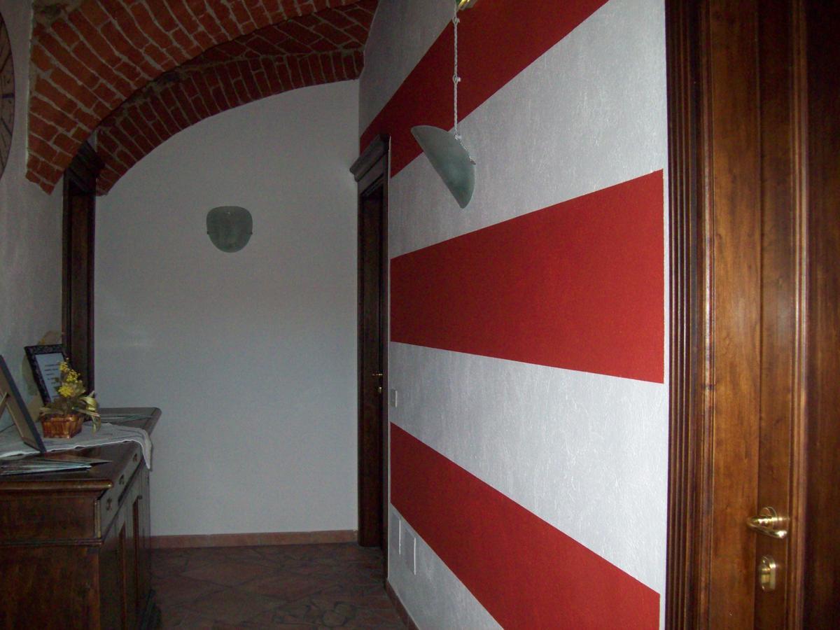 Hotel Excalibur Revello Dış mekan fotoğraf