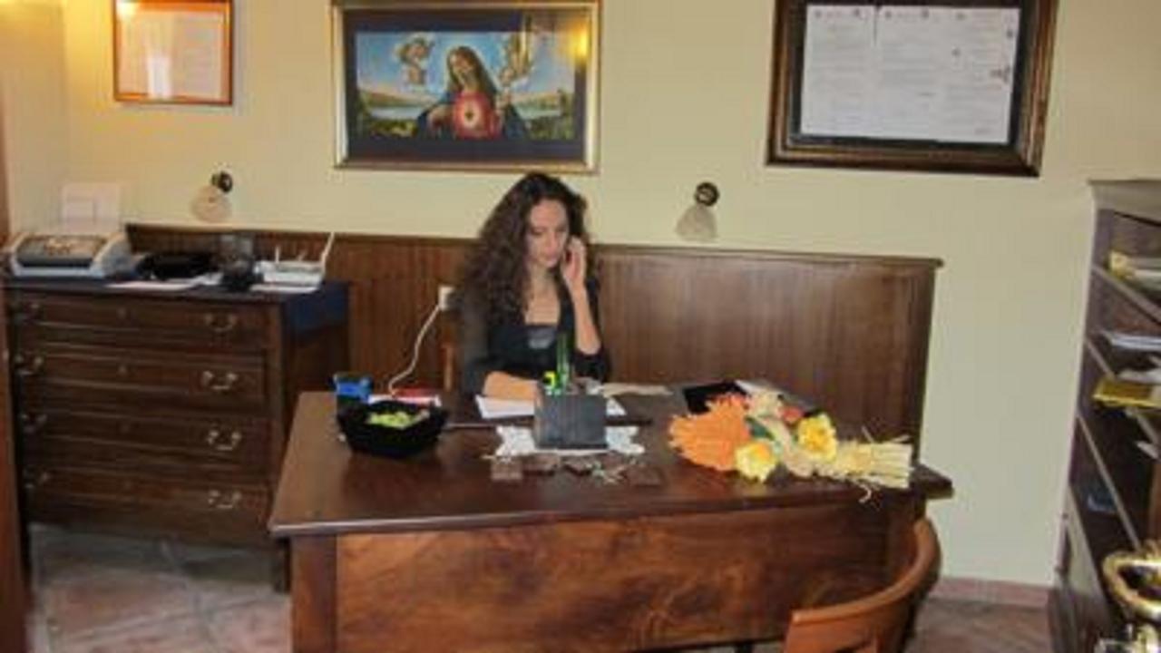 Hotel Excalibur Revello Dış mekan fotoğraf